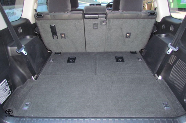 2020 Toyota Prado GXL image 23