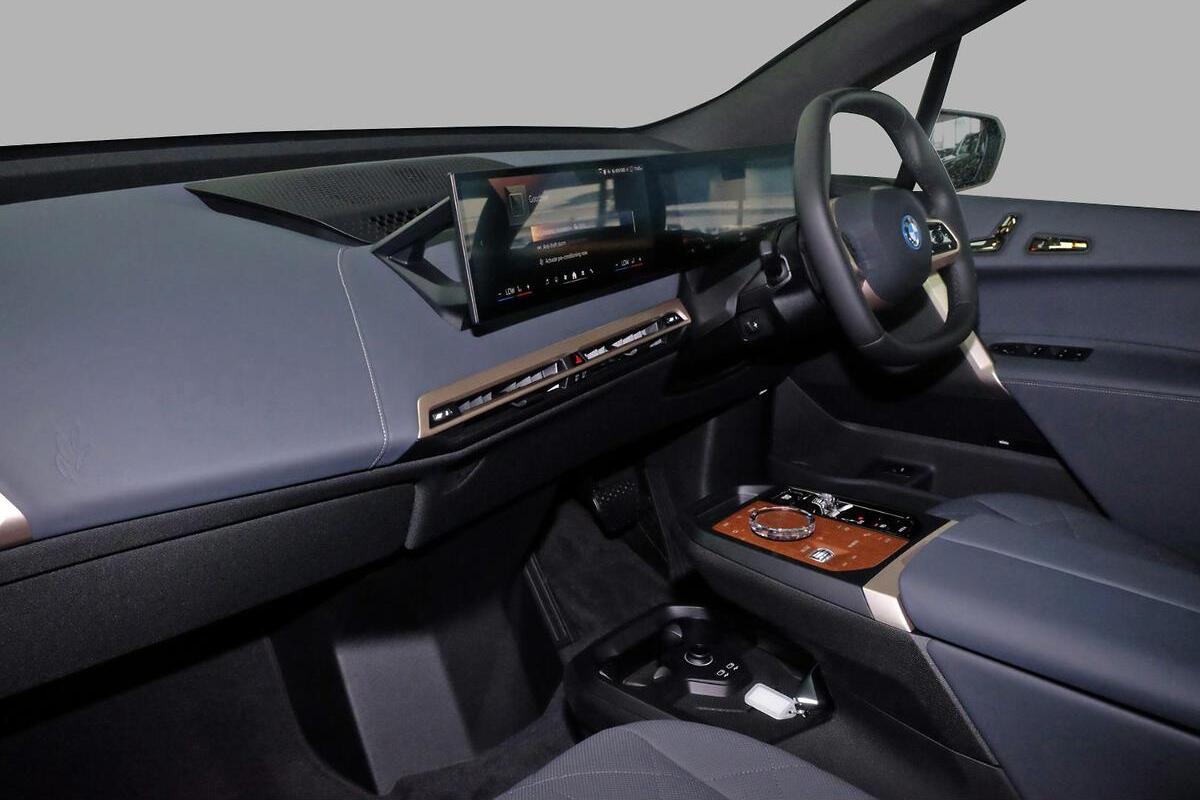 2024 BMW iX xDrive50 Sport I20 Auto AWD image 7