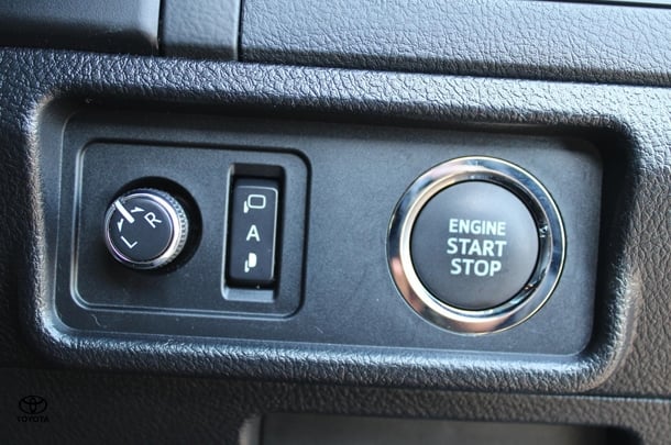 2022 Toyota Prado GXL image 30