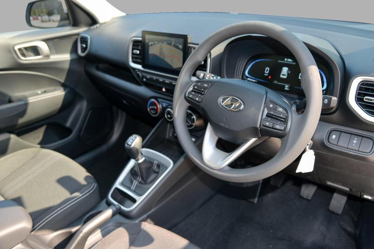2024 Hyundai Venue Manual MY24 image 6