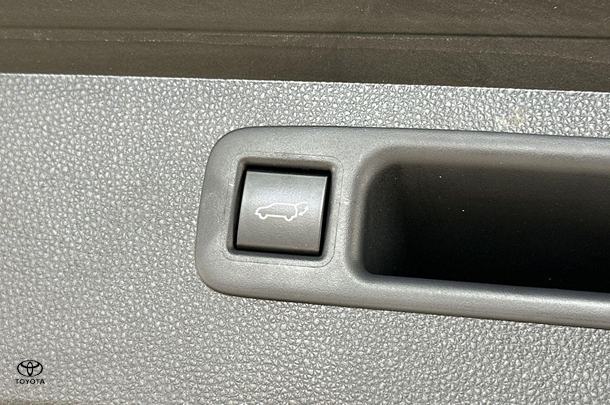2021 Toyota Kluger AWD GRANDE image 44