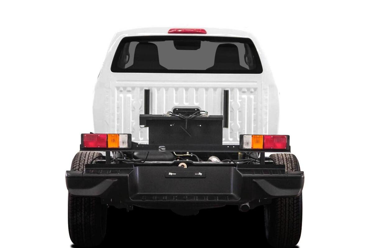 2025 Isuzu D-MAX SX Manual 4x4 MY24 image 3