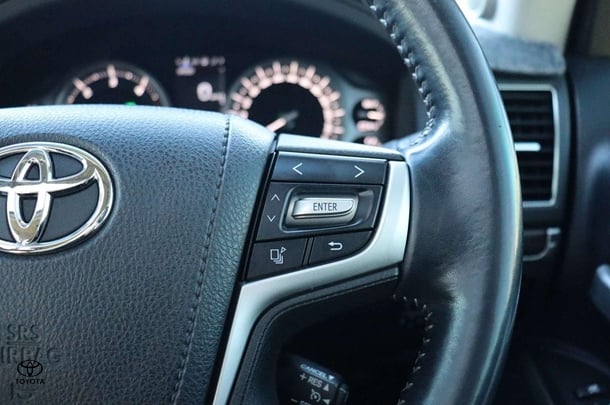 2018 Toyota Landcruiser VX image 19