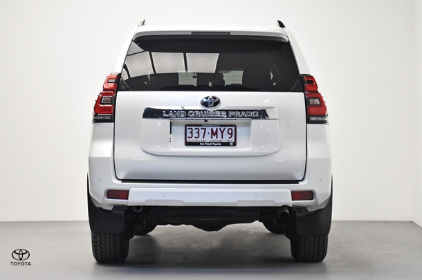 2020 Toyota Prado GXL image 6