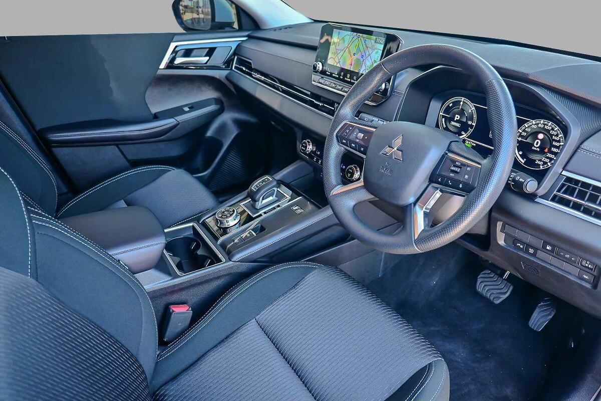 2024 Mitsubishi Outlander PHEV ES ZM Auto AWD MY24 image 6
