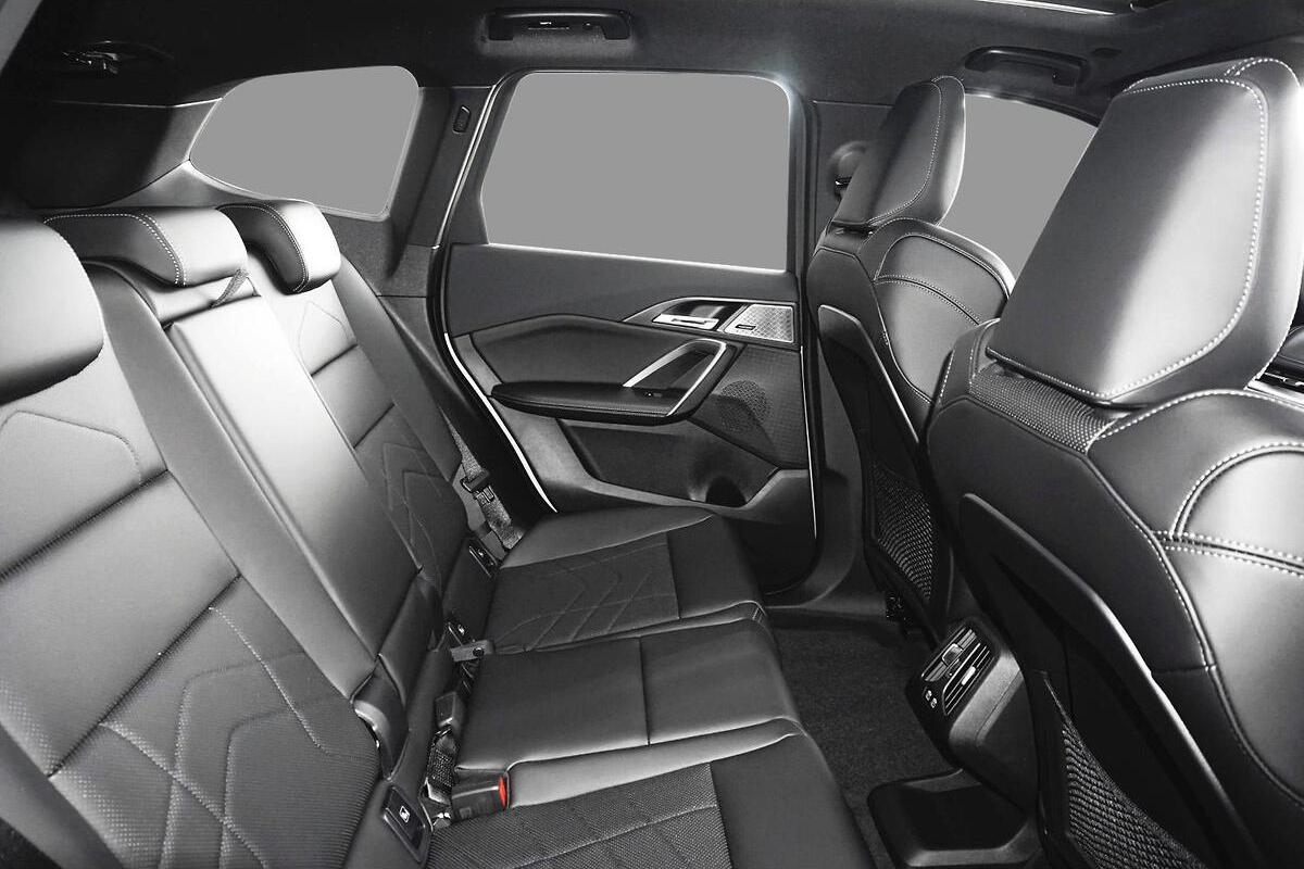 2024 BMW iX1 eDrive20 xLine U11 Auto image 6