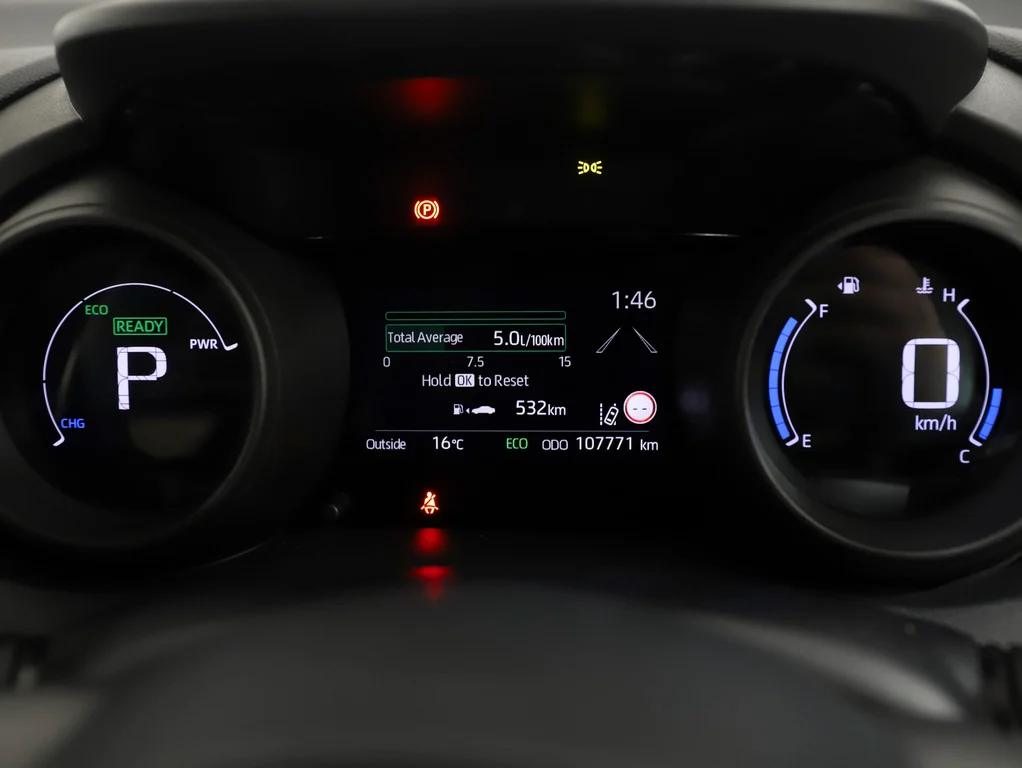 2020 Toyota Yaris Cross Hybrid GX image 9