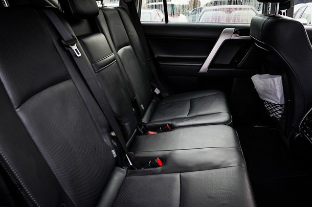 2021 Toyota Prado Kakadu image 11