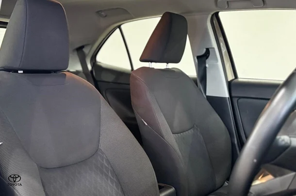 2021 Toyota Yaris Cross Hybrid GX image 18