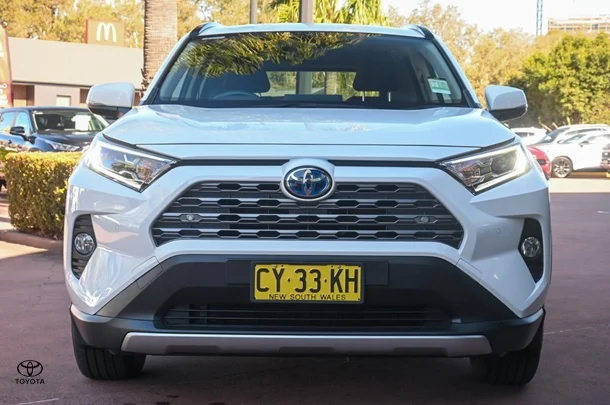 2020 TOYOTA RAV4 Hybrid GXL-2WD image 4