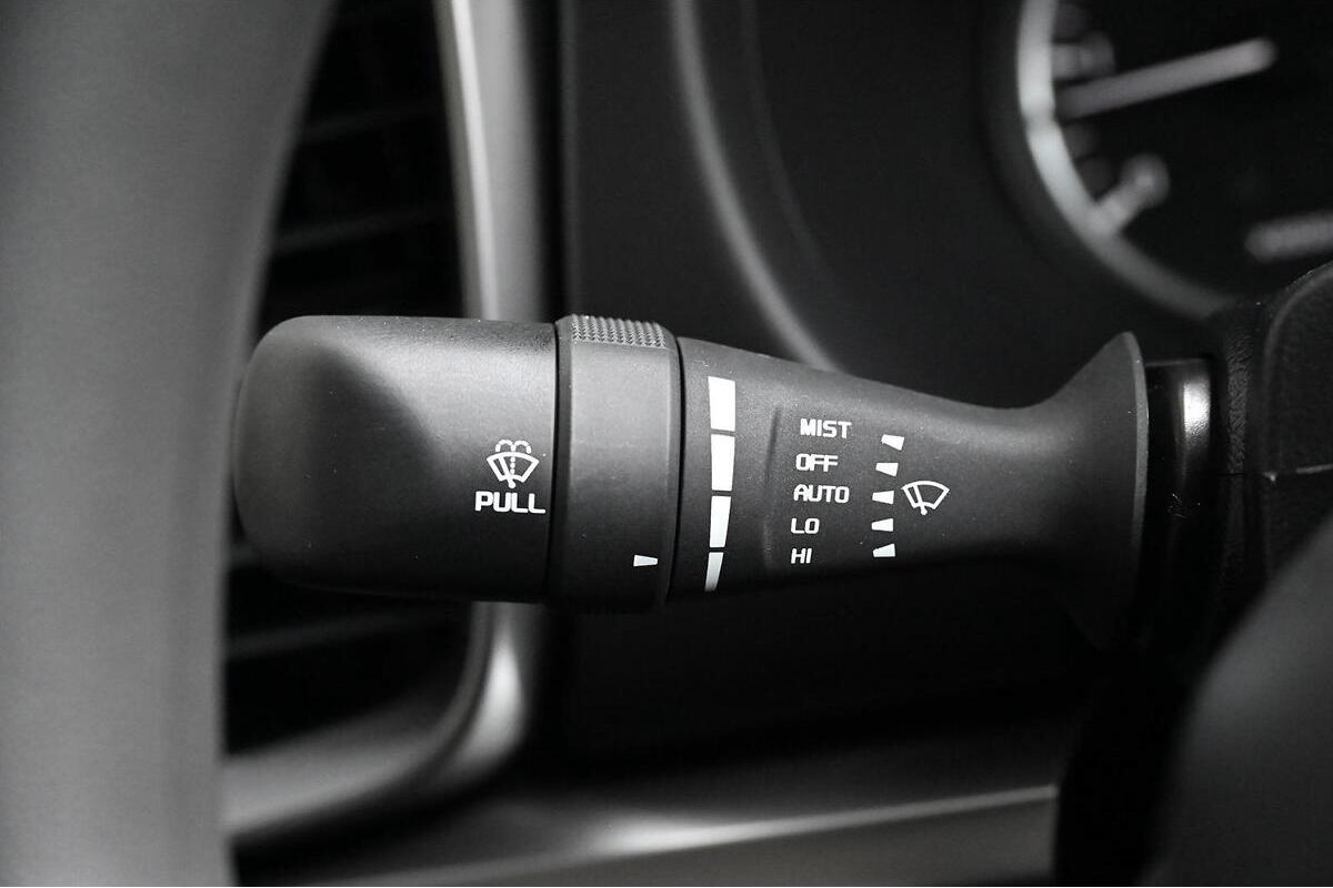 2024 Mazda BT-50 XT TF Auto 4x2 image 13