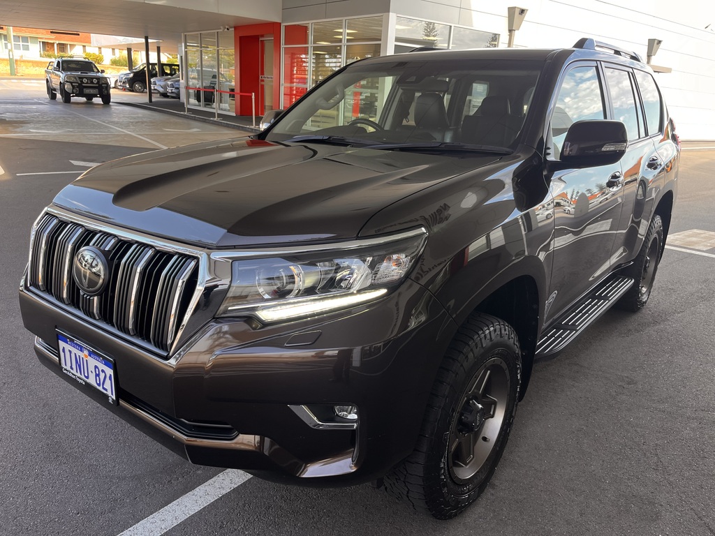 2022 Toyota Prado GXL image 7