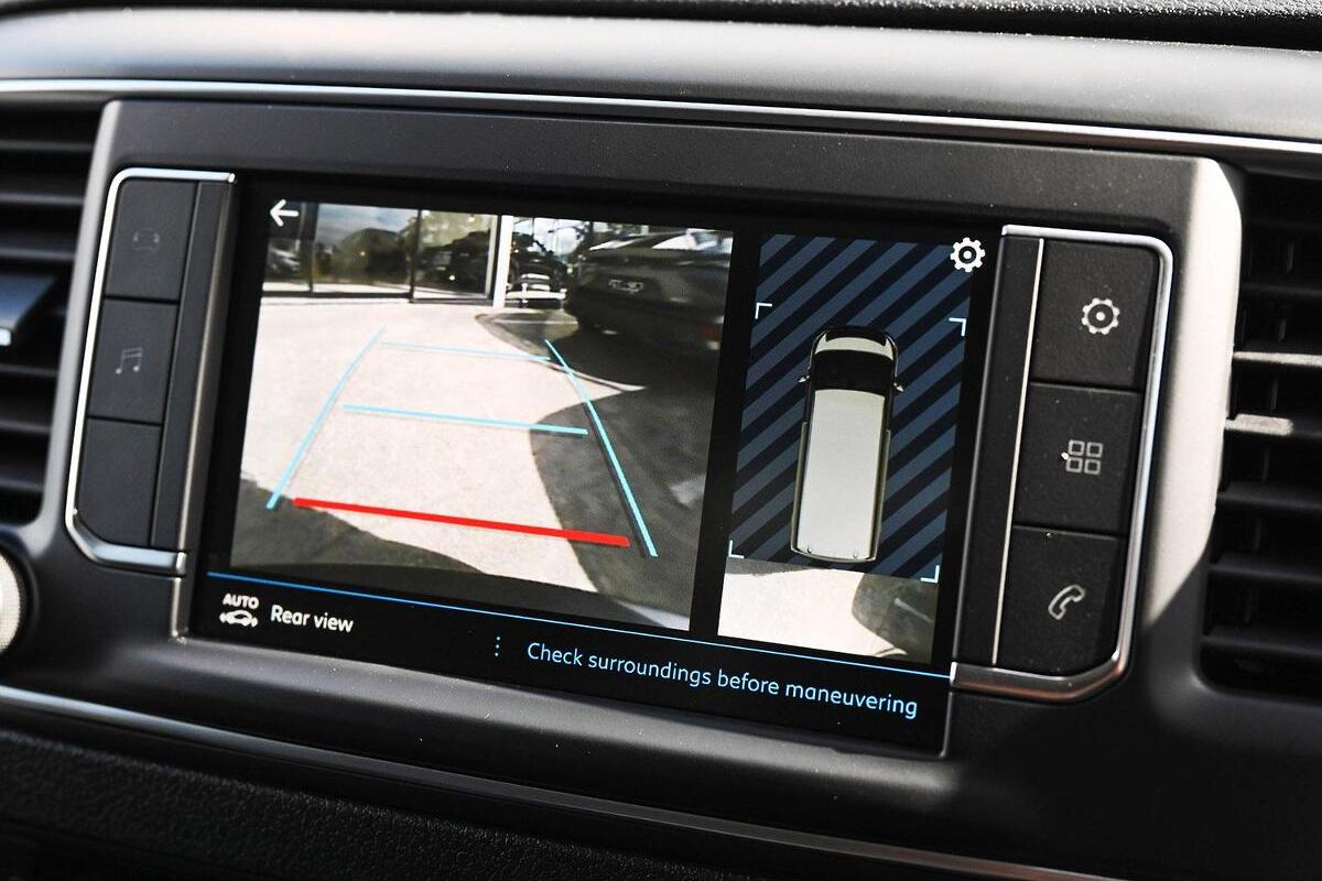 2024 Peugeot Expert Pro SWB Auto image 10