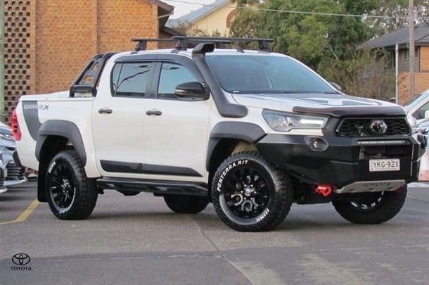 2021 Toyota Hilux Rugged X image 1