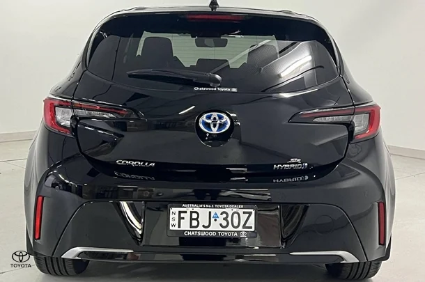 2023 Toyota Corolla ZR image 7