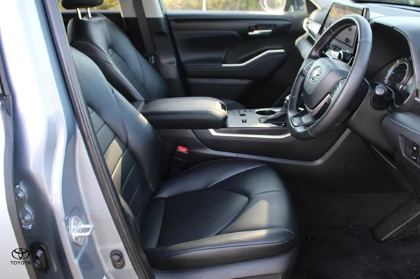 2023 Toyota Kluger Hybrid GXL AWD image 15
