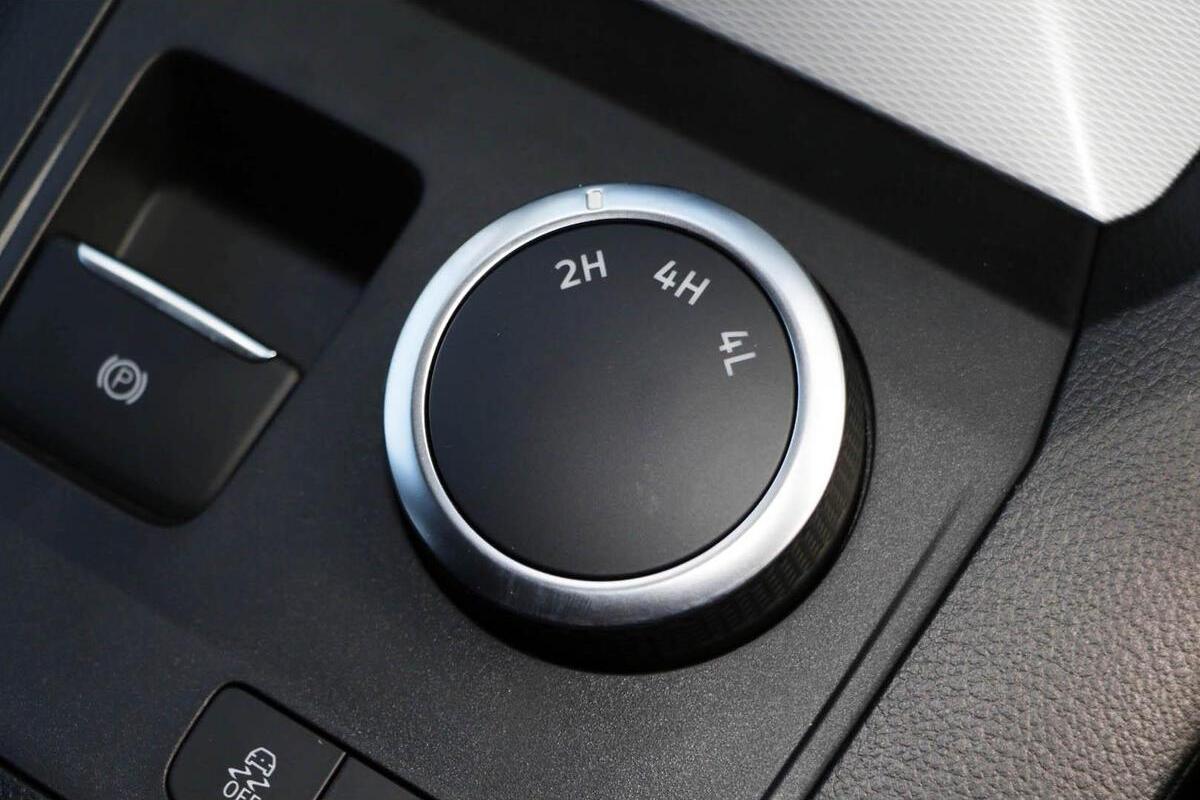 2024 Volkswagen Amarok TDI500 Life NF Auto 4MOT MY24 Dual Cab image 13