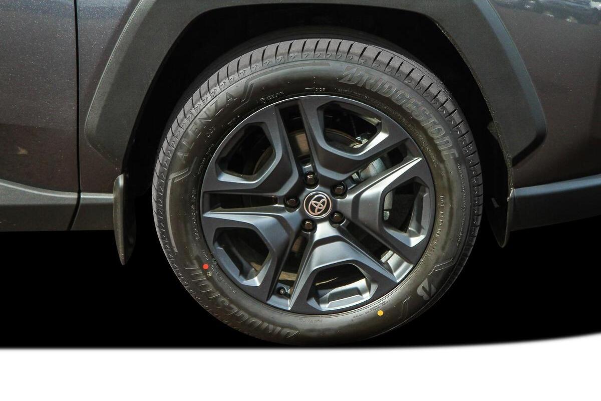 2025 Toyota RAV4 Edge Auto eFour image 9