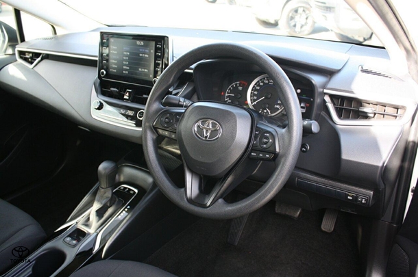 2021 Toyota Corolla Sedan Hybrid Ascent Sport image 15