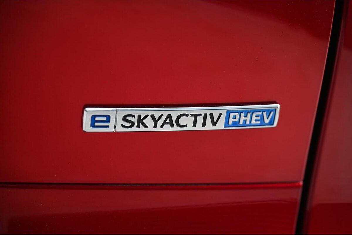 2025 Mazda CX-60 P50e Azami KH Series Auto i-ACTIV AWD image 9