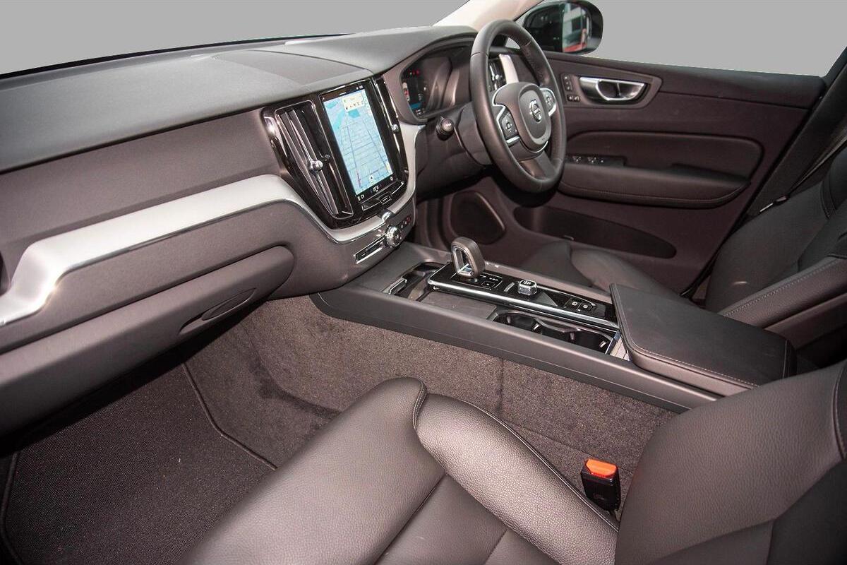 2025 Volvo XC60 Plus T8 Plug-In Hybrid Auto AWD MY25 image 7