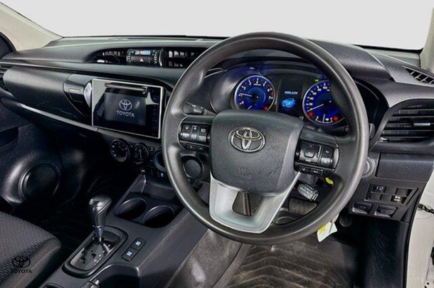 2020 Toyota Hilux Workmate image 19