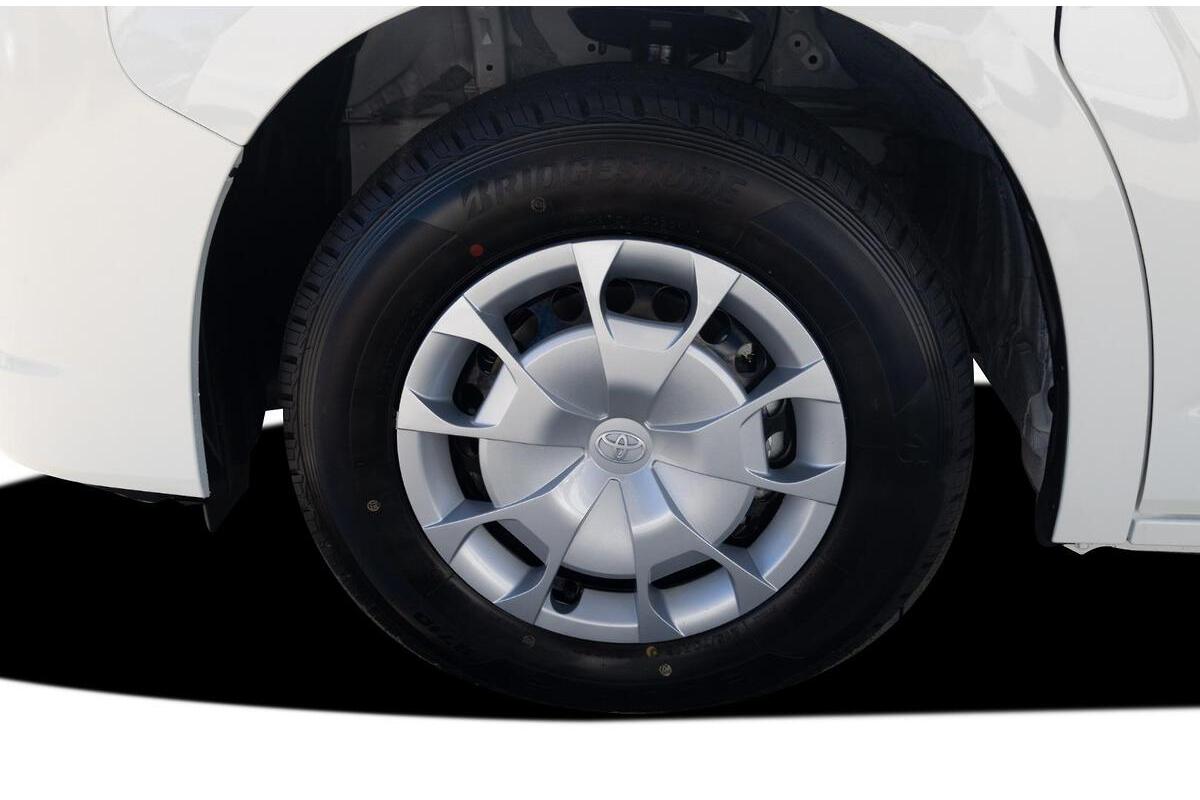 2024 Toyota Hiace LWB Auto image 8
