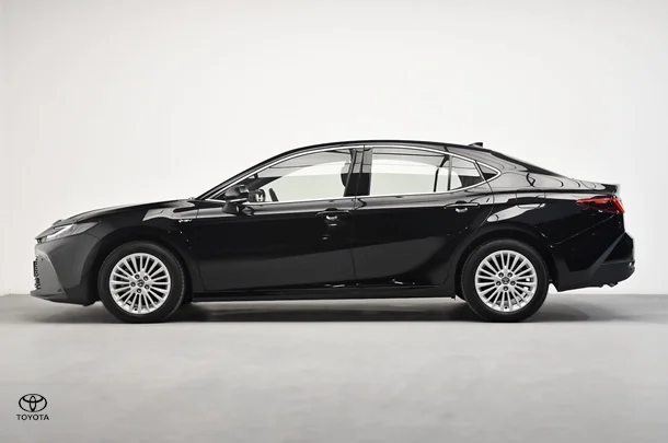 2024 Toyota Camry Hybrid Ascent Sport image 4