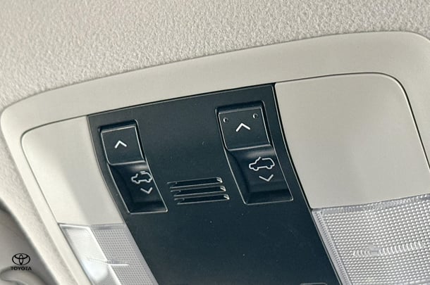 2022 Toyota Prado Kakadu image 36