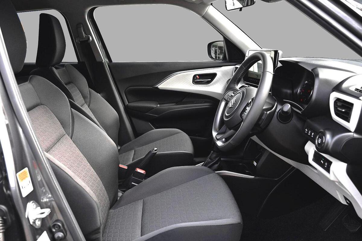 2024 Suzuki Swift Hybrid GLX Auto image 7