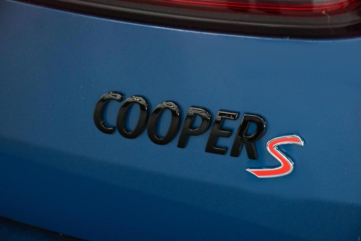 2024 MINI Clubman Cooper S MINI Yours Auto image 7