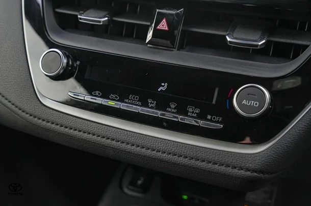 2024 Toyota Corolla Sedan Hybrid ZR image 15