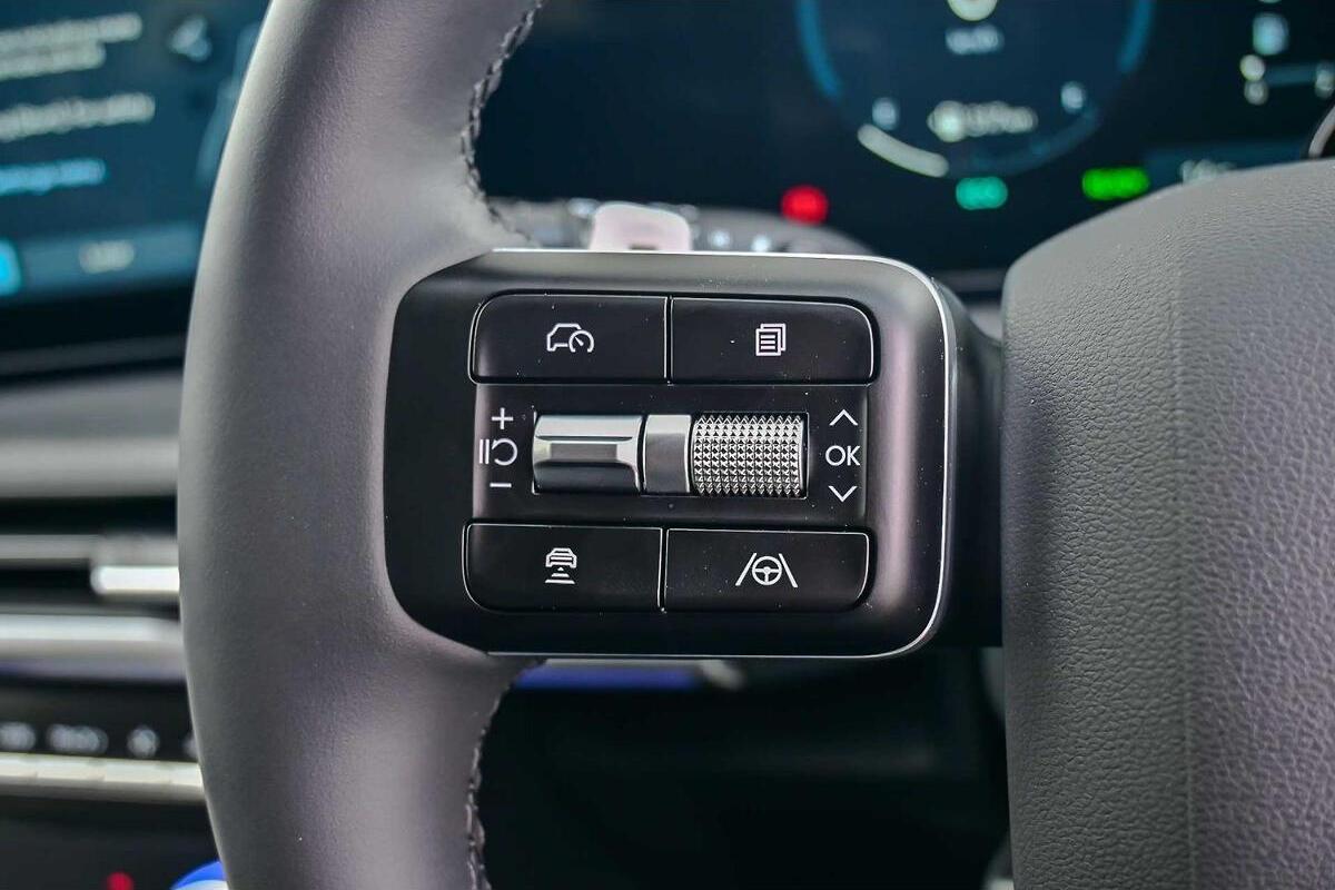 2024 Hyundai Santa Fe Hybrid Elite Auto AWD MY25 image 15