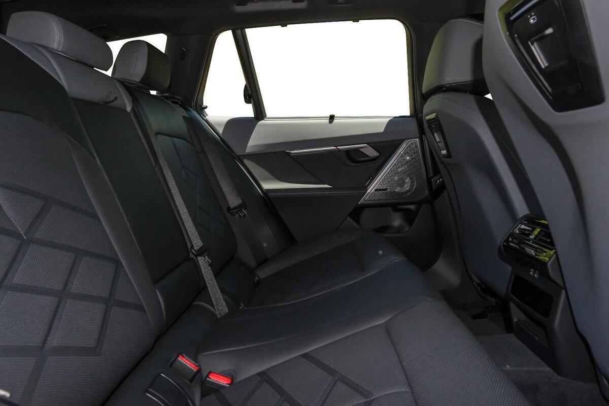 2025 BMW i5 M60 xDrive G61 Auto AWD image 8