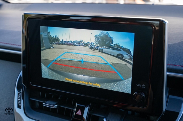 2024 TOYOTA Corolla Hatch Hybrid ZR image 13