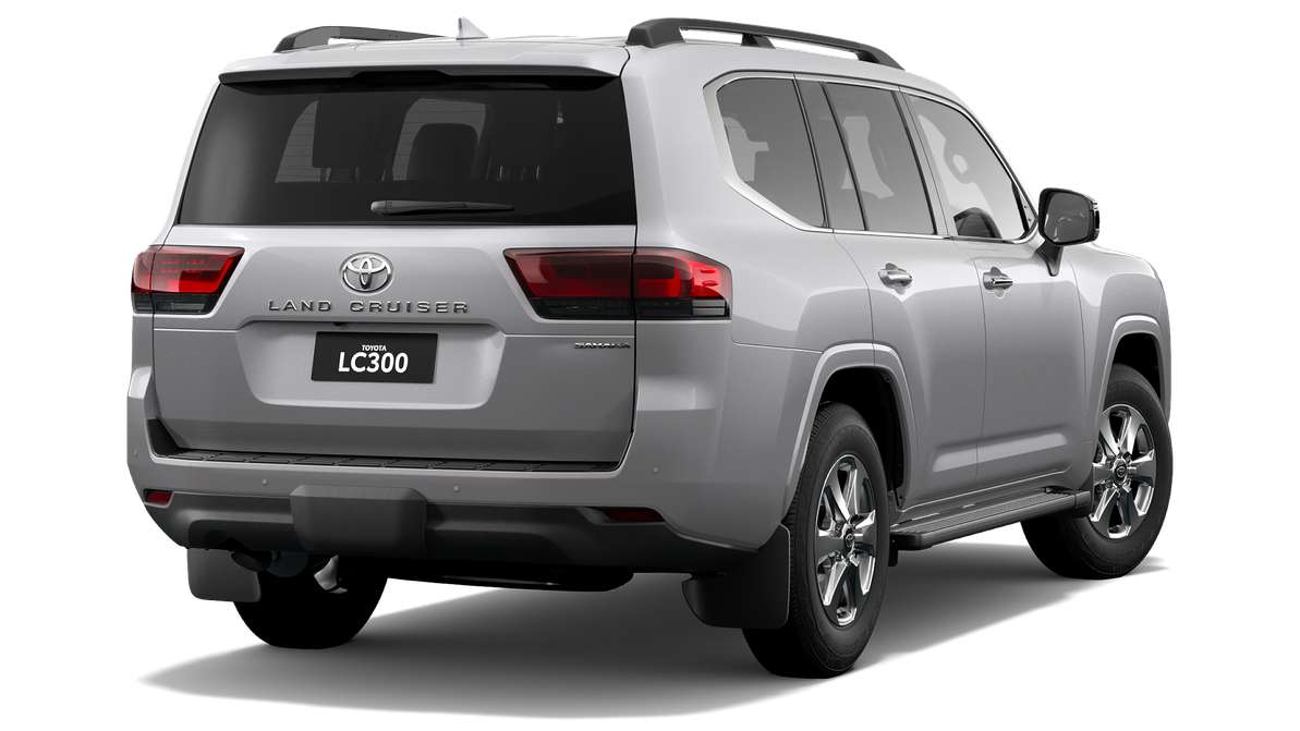 2025 Toyota LandCruiser 300 Sahara Automatic image 3