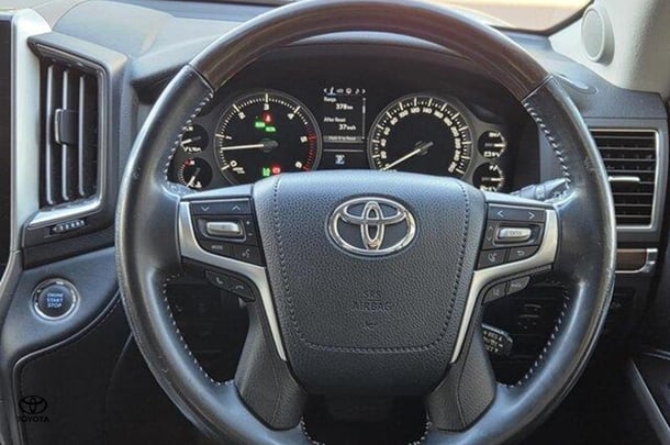2020 Toyota Landcruiser Sahara image 20