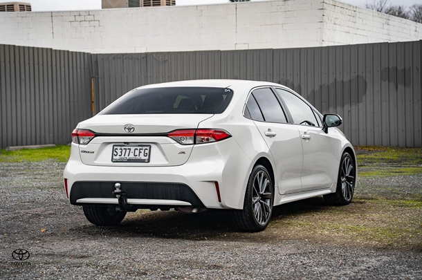 2020 Toyota COROLLA ZR image 35