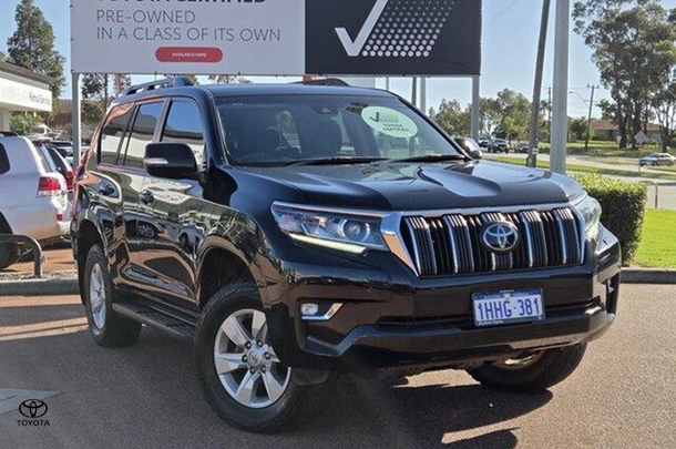 2021 Toyota Prado GXL image 11