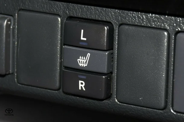 2023 Toyota Hilux 4x4 Rogue image 15