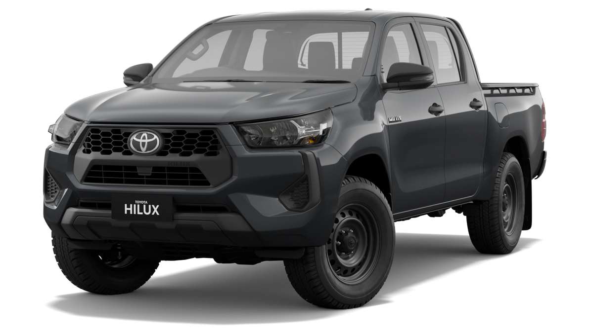2025 Toyota Hilux 4x4 WorkMate Diesel Double-Cab Pick-Up image 4