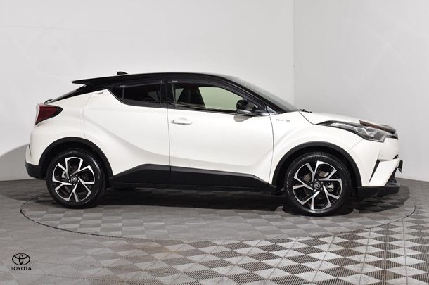 2019 Toyota C-HR Koba AWD image 10