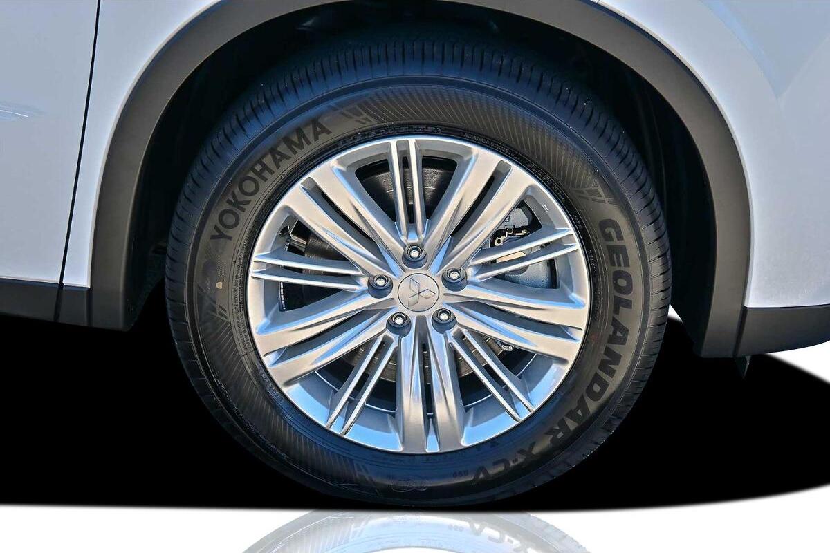 2024 Mitsubishi Outlander PHEV ES ZM Auto AWD MY24 image 22