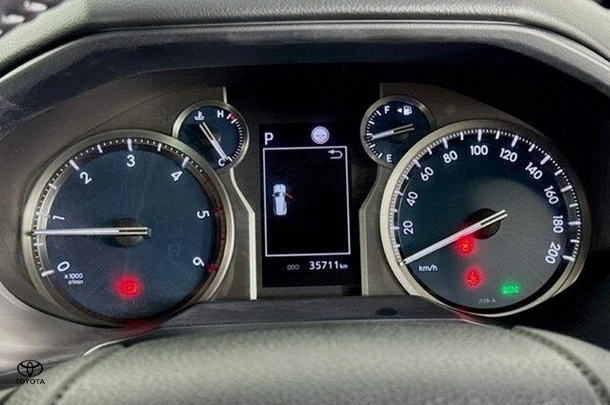 2023 Toyota Prado GXL image 20