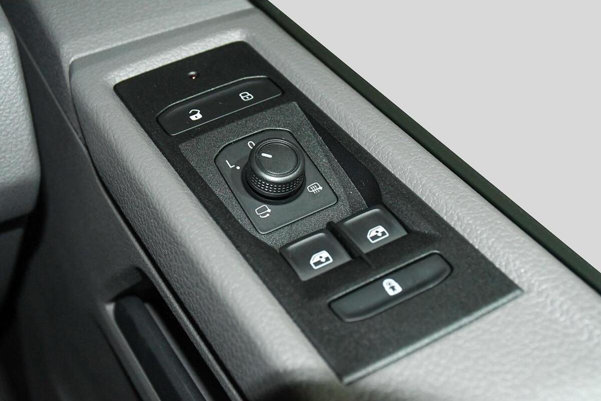 2024 Volkswagen Transporter TDI450 T6.1 SWB Auto 4MOTION MY24 image 17