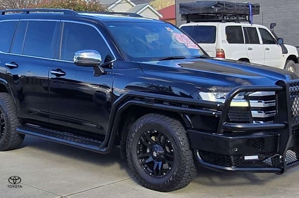 2022 Toyota LandCruiser Sahara image 4