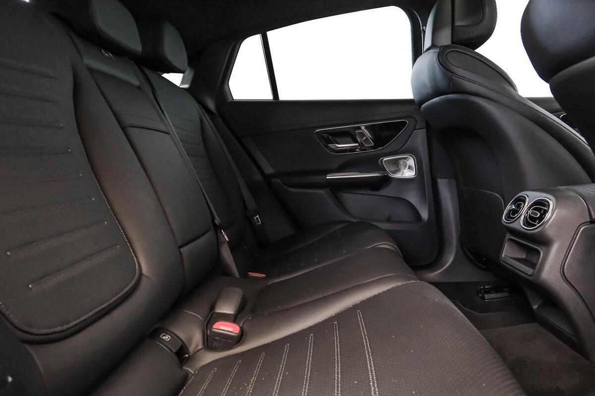 2025 Mercedes-Benz GLC-Class GLC300 Auto 4MATIC image 8