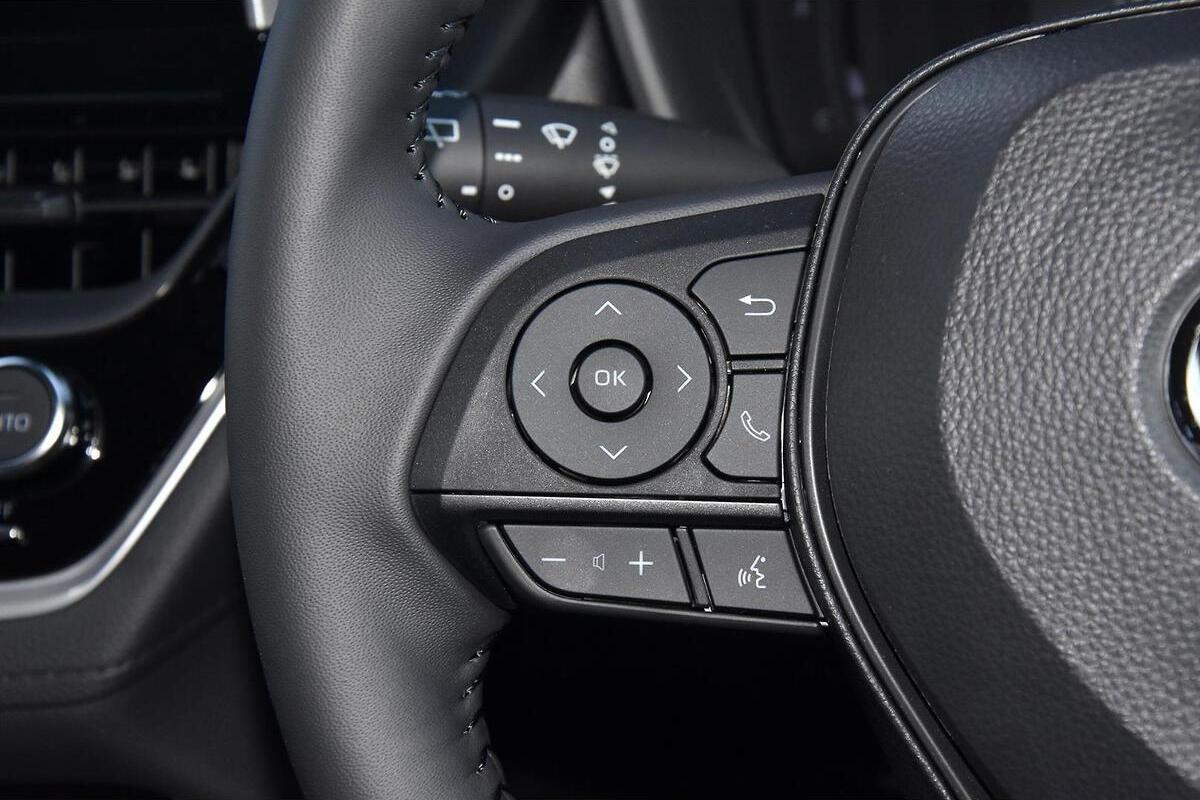 2024 Toyota Corolla Cross GXL Auto 2WD image 14