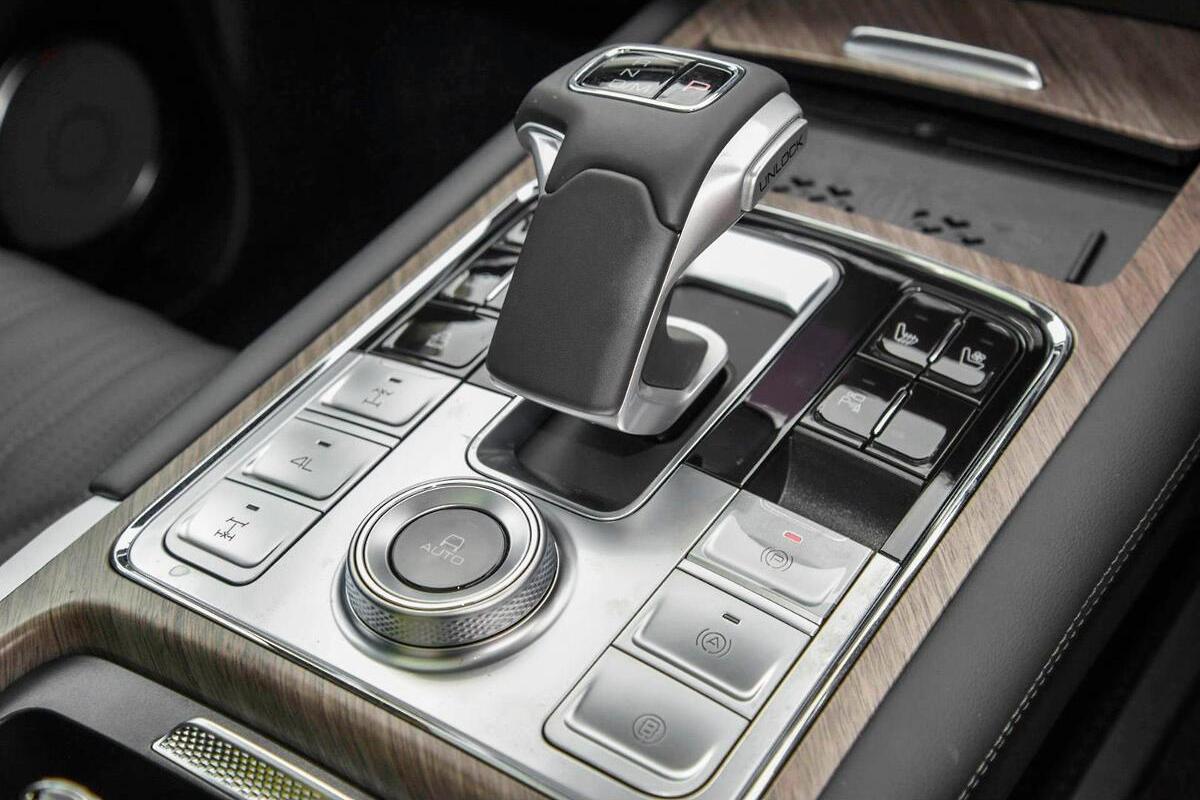 2025 GWM Tank 500 Ultra Hybrid Auto 4WD image 17