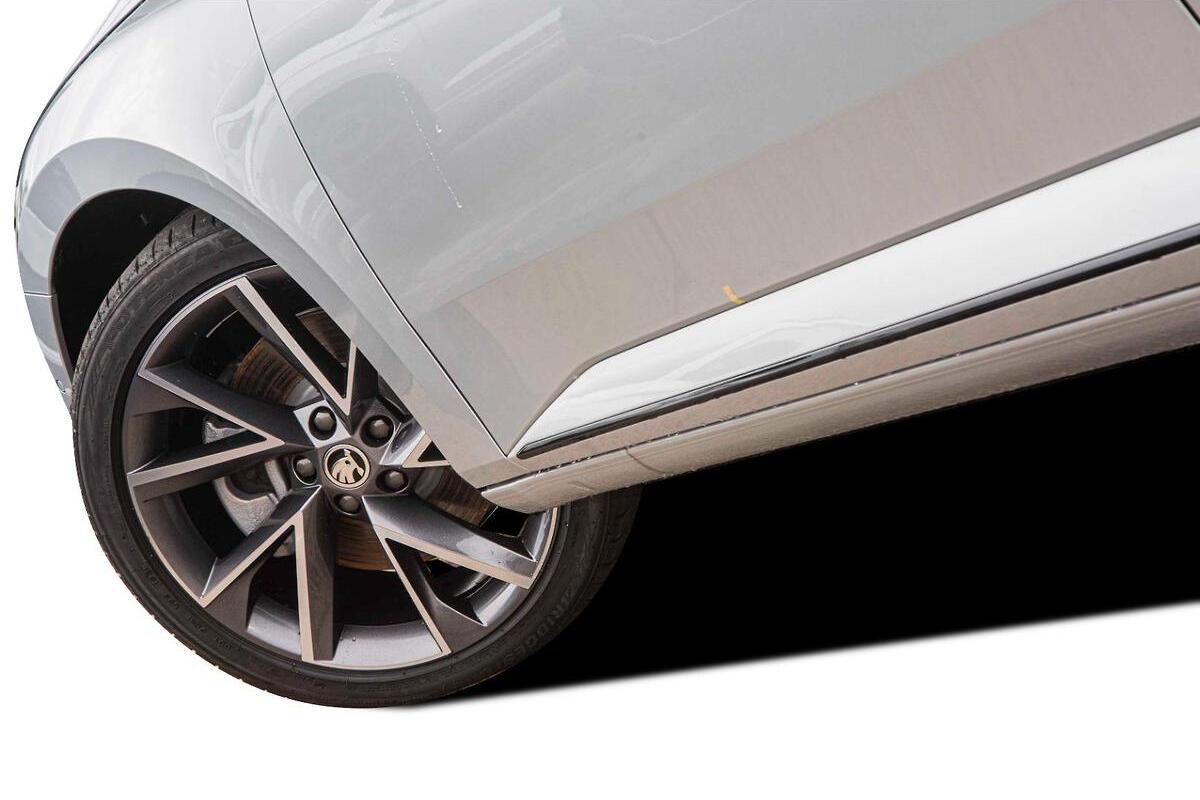 2024 SKODA Superb 206TSI SportLine Auto 4x4 MY24 image 9